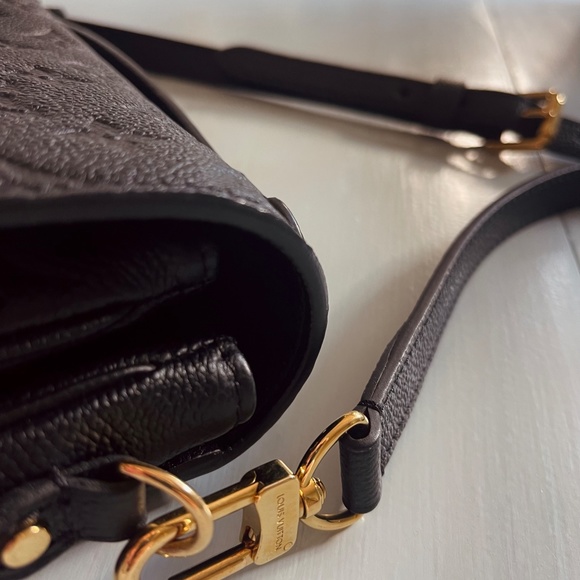 LOUIS VUITTON METIS LEATHER CROSSBODY BAG - Picture 11 of 15
